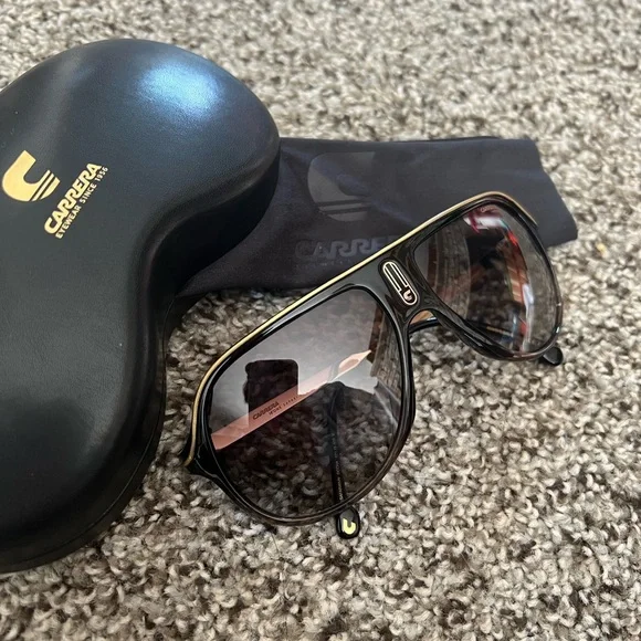 Carrera Icons Safari Special Edition Sunglasses Chocolate Frame and Gold Trim - Picture 1 of 6